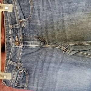 Maurices jeans